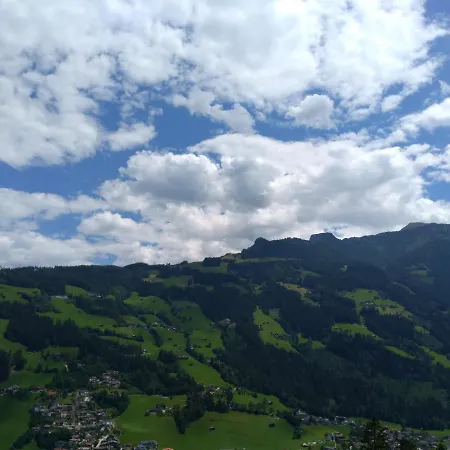 Zillertal Mit Traumausblick - Haus Kirchler דירה